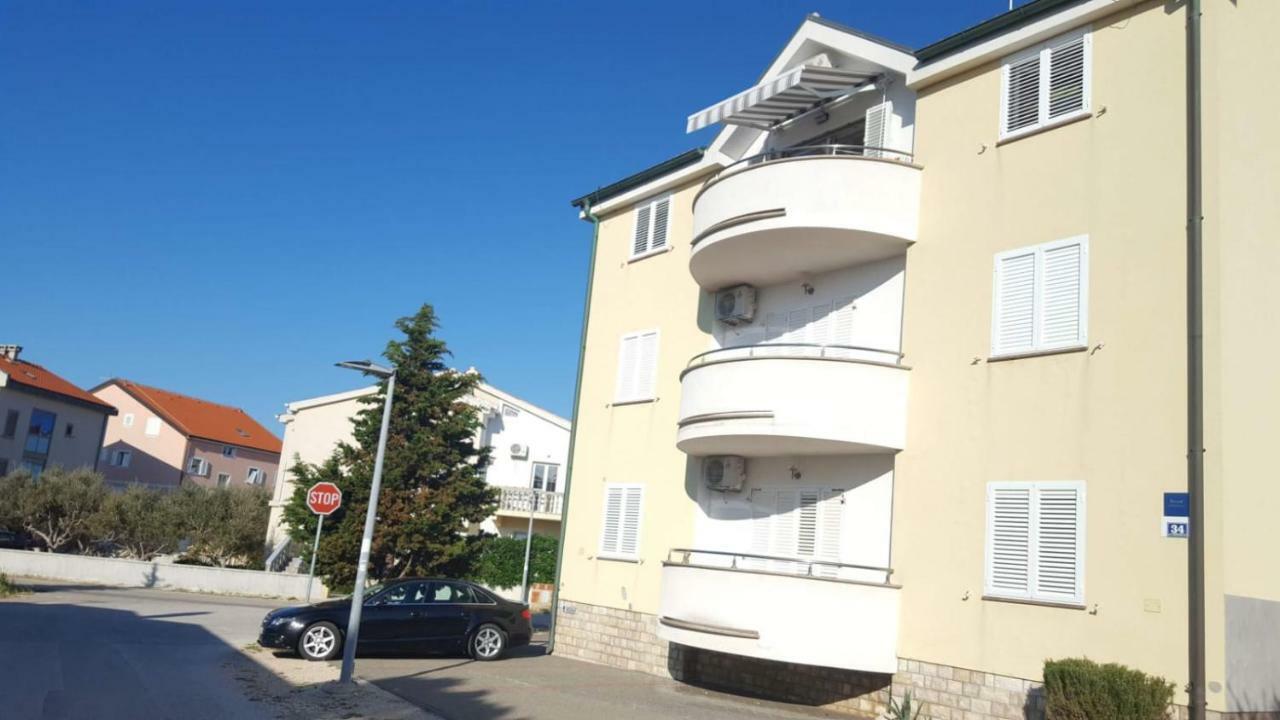 Zagi Apartman Povljana Kültér fotó