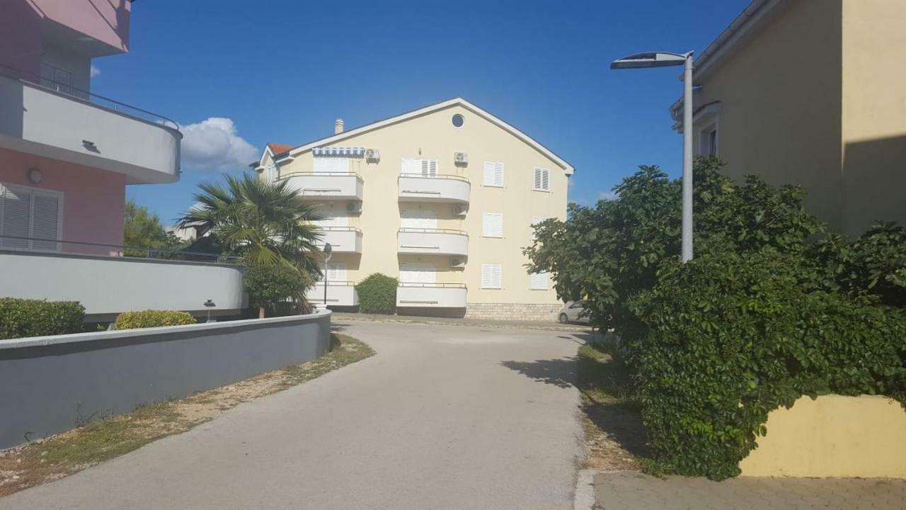 Zagi Apartman Povljana Kültér fotó