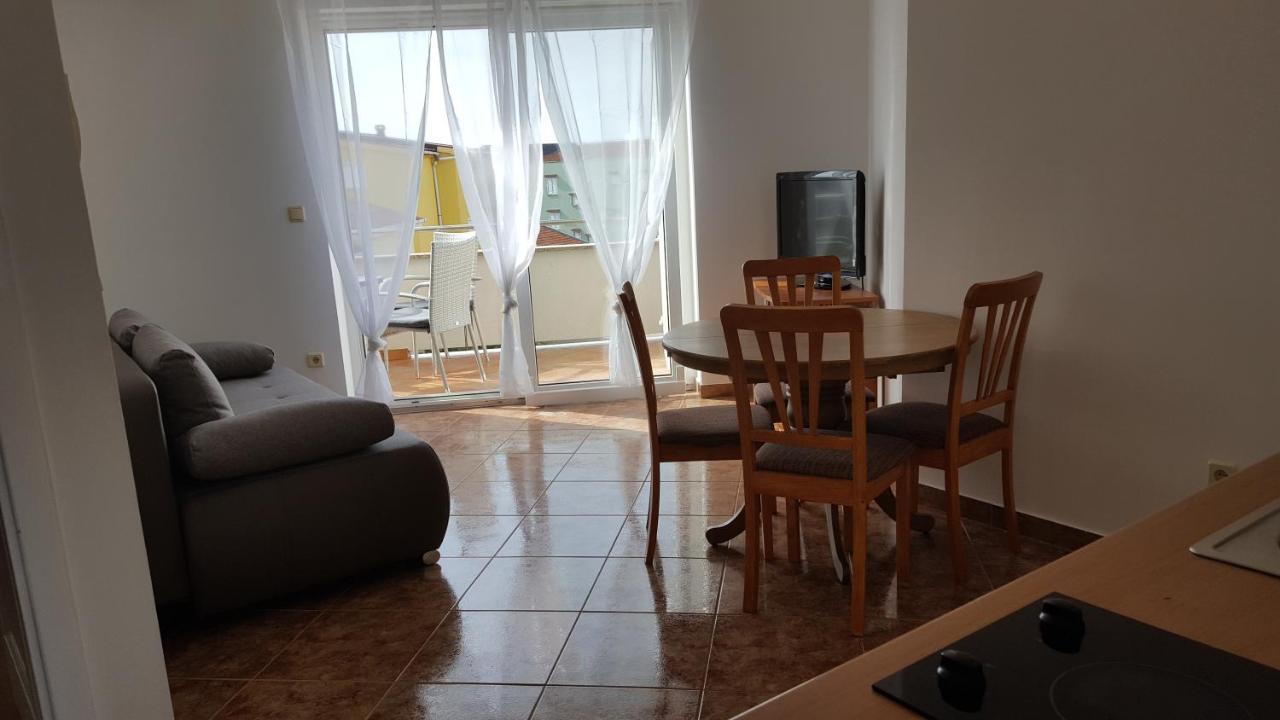 Zagi Apartman Povljana Kültér fotó